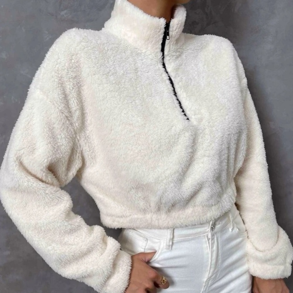 White Half-Zip Teddy Jacket in L